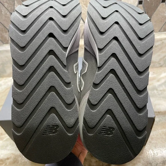 New Balance 515H Sneakers Sz 7.5 NWOT - Picture 5 of 6